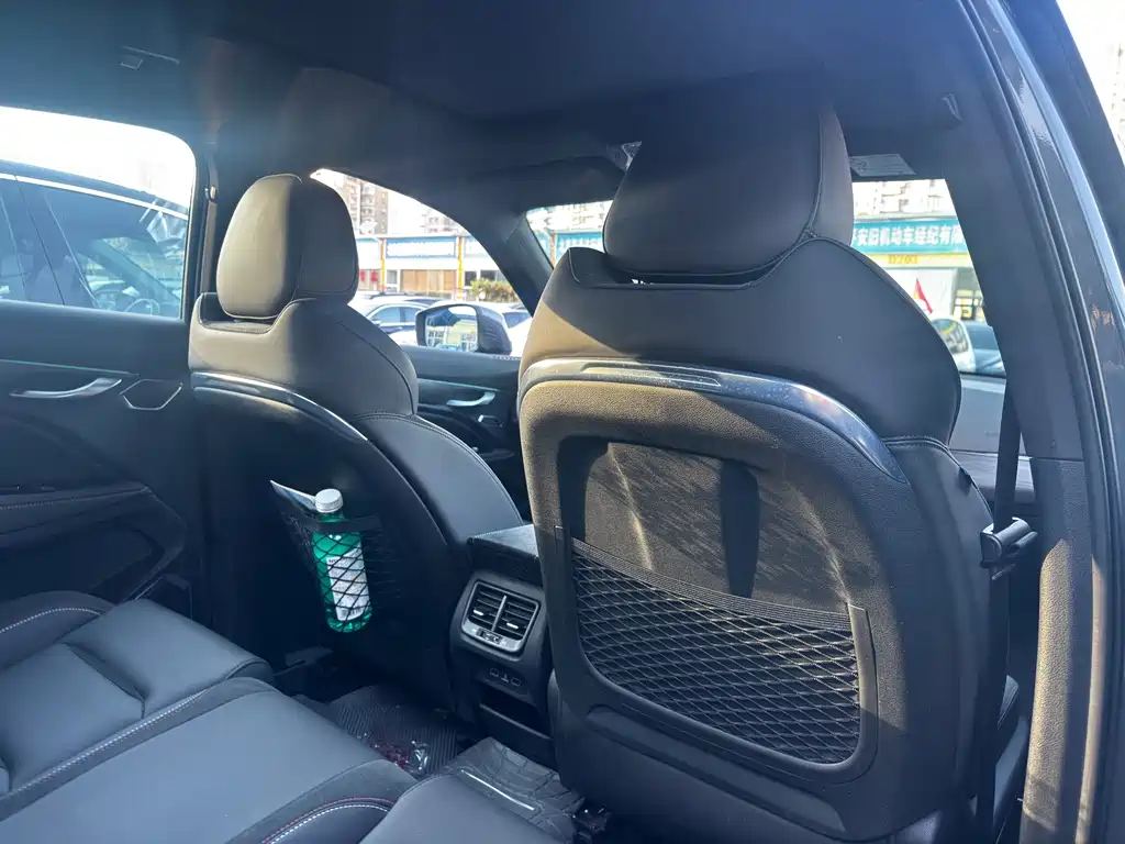 Geely Xingyue — миниатюра 14