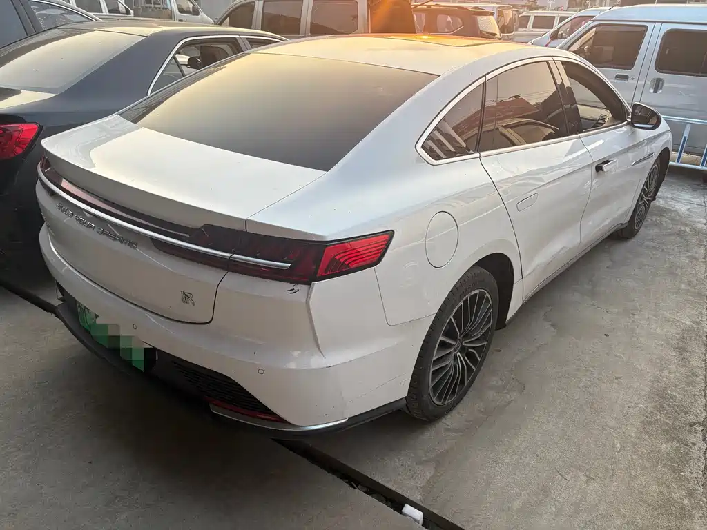 BYD Han — миниатюра 9