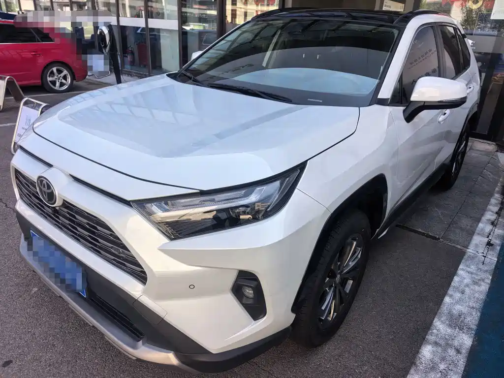 Toyota RAV4 2025