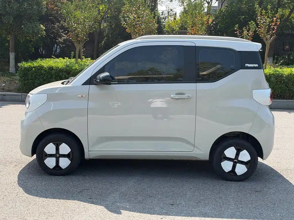 Wuling MINIEV — миниатюра 12