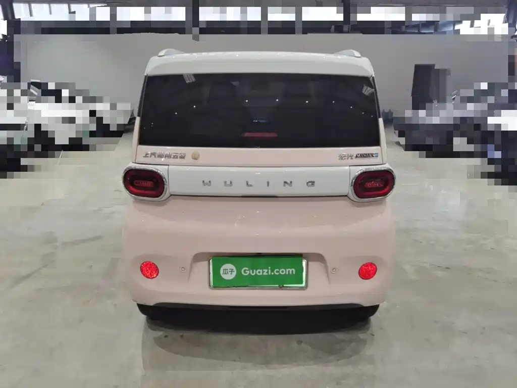 Wuling MINIEV — миниатюра 6