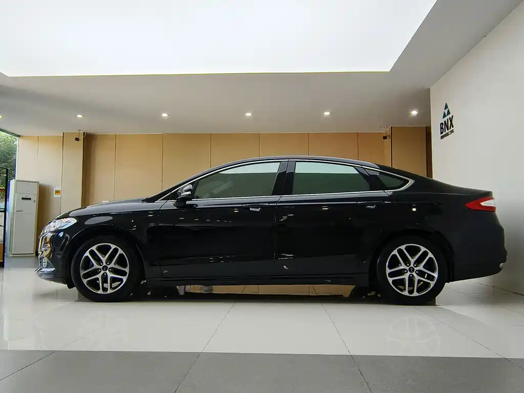Ford Mondeo — миниатюра 4