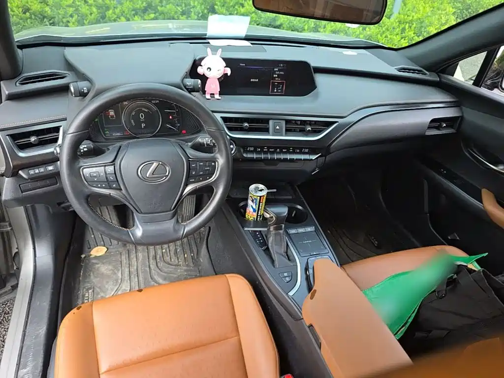 Lexus UX — миниатюра 10