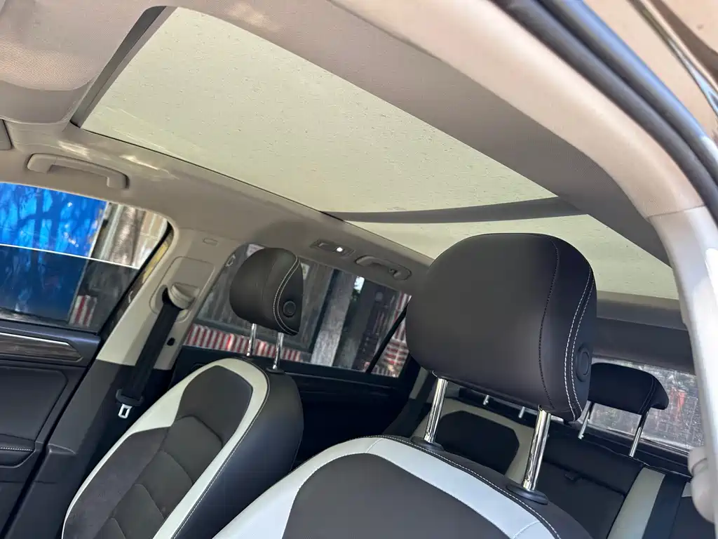 Volkswagen Tiguan L — миниатюра 9