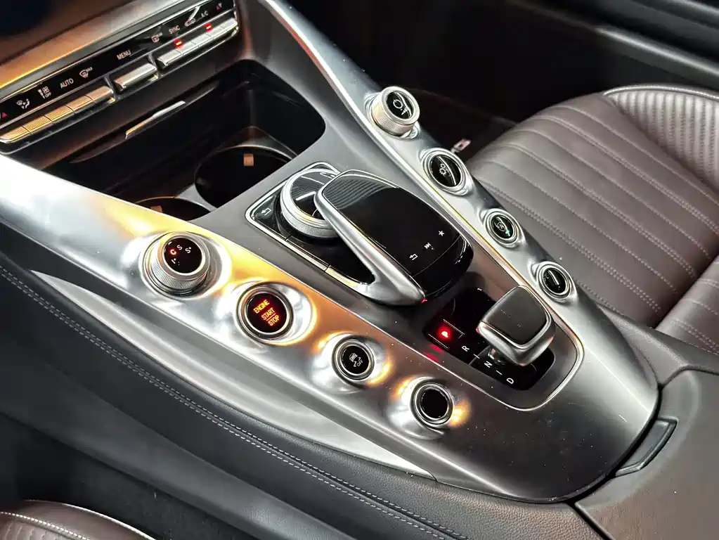 Mercedes-Benz AMG GT — миниатюра 5