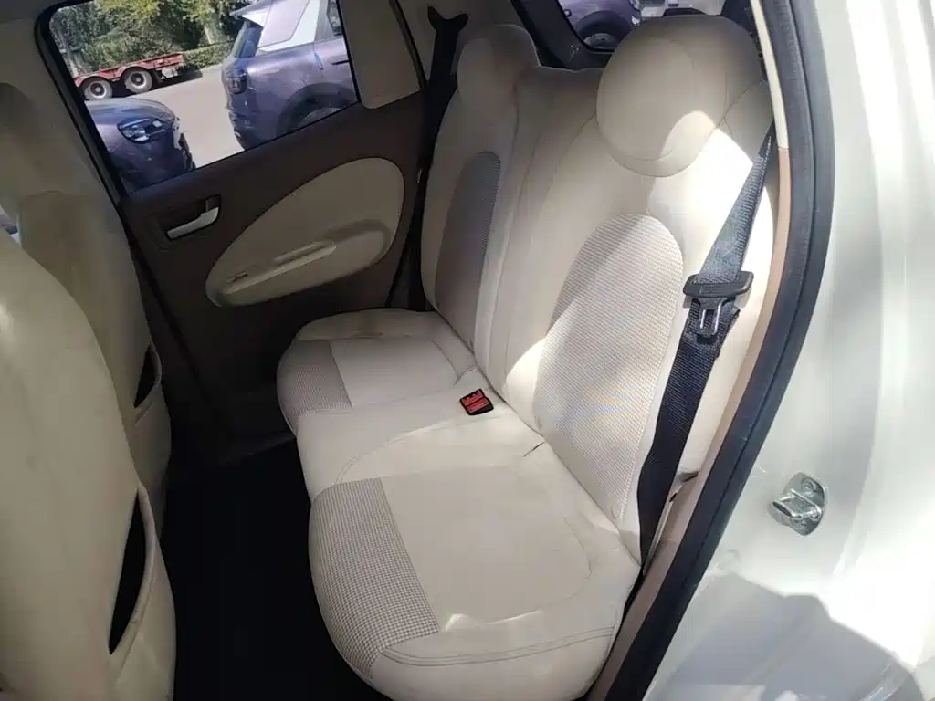 Wuling MINIEV — миниатюра 17
