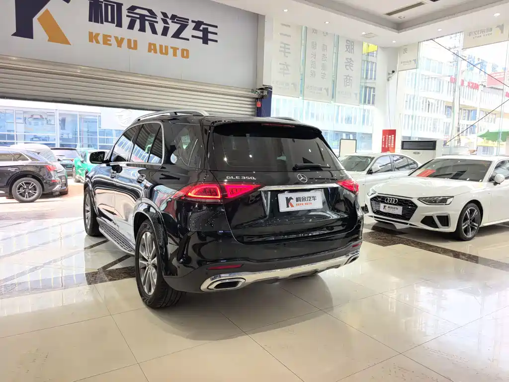 Mercedes-Benz GLE (Import) — миниатюра 16