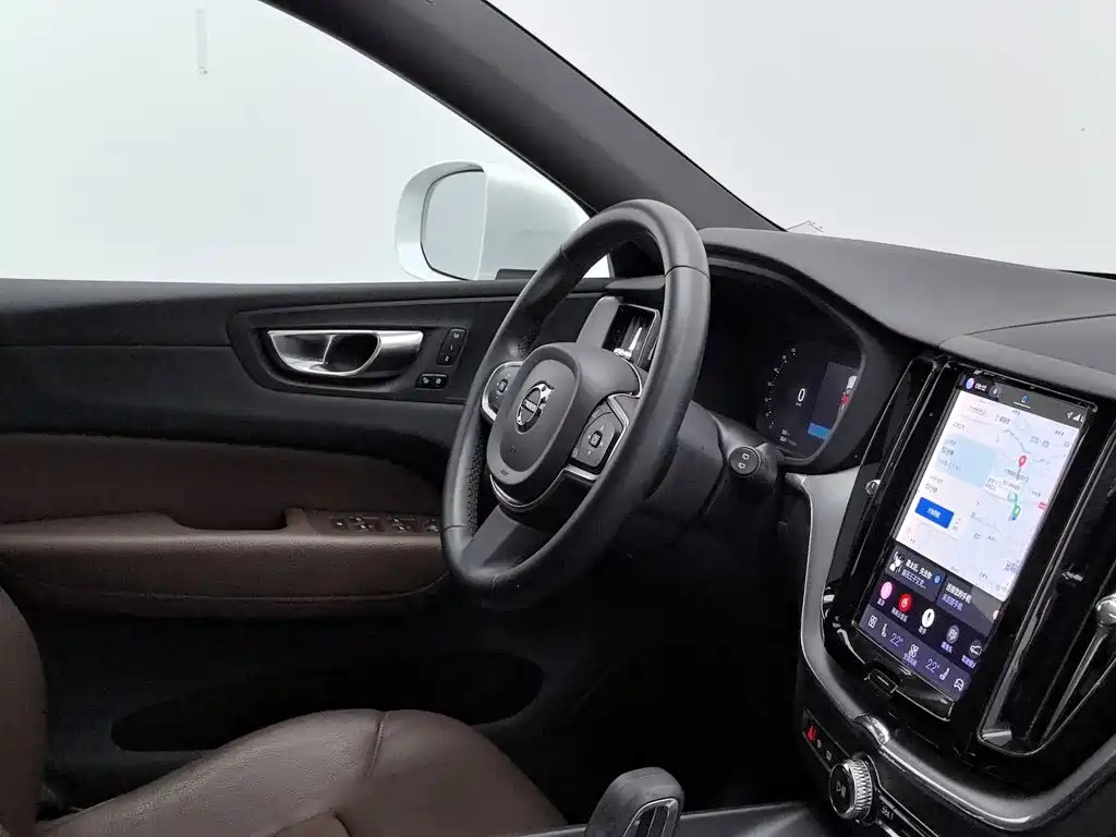 Volvo XC60 — миниатюра 22