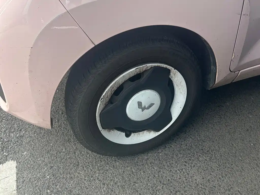Wuling MINIEV — миниатюра 4