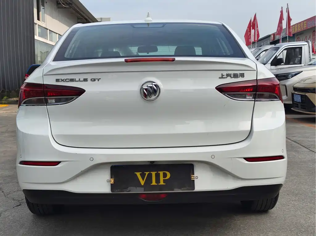 Buick Excelle — миниатюра 8