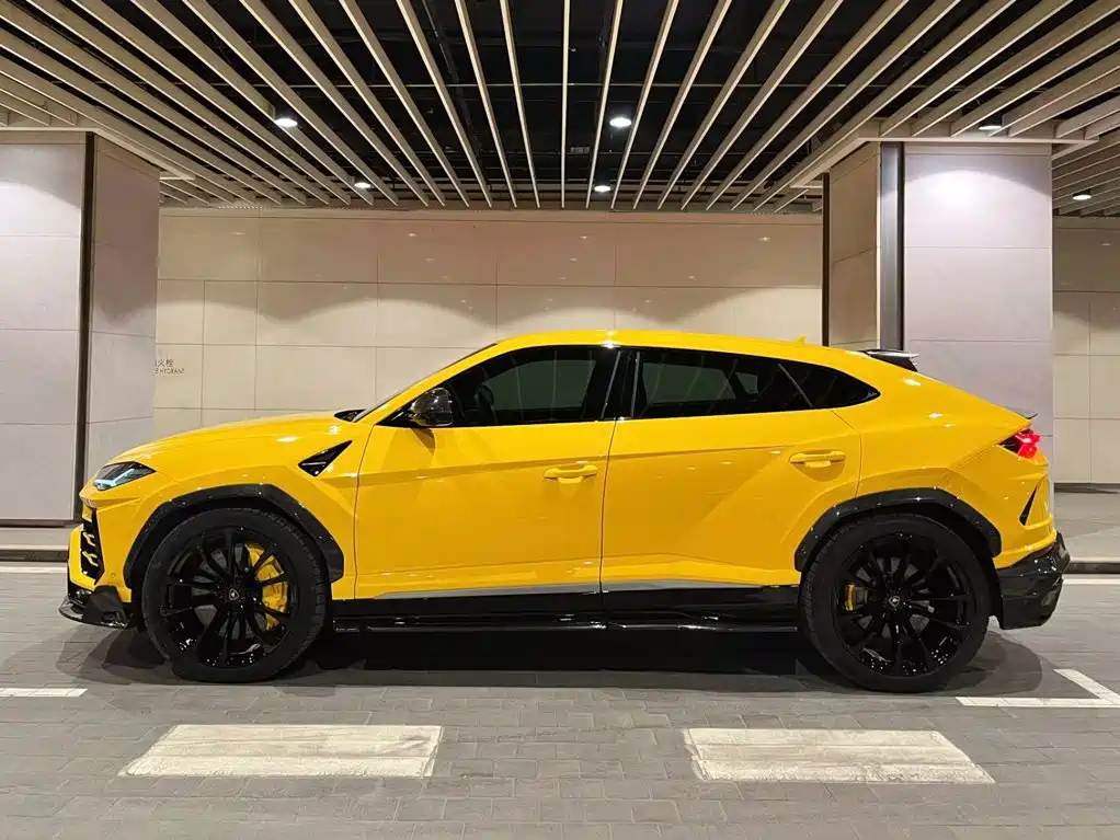 Lamborghini Urus — миниатюра 4