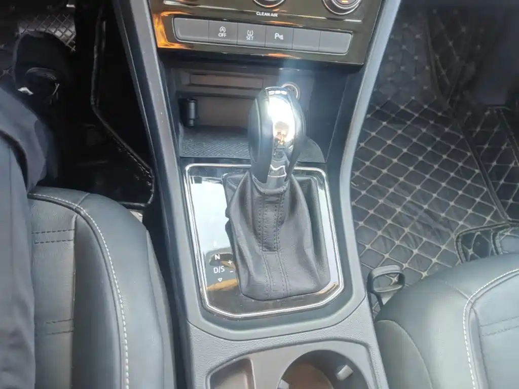 Volkswagen Touran — миниатюра 10