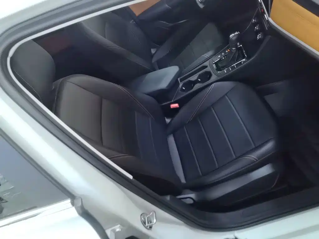 Volkswagen Bora — миниатюра 25