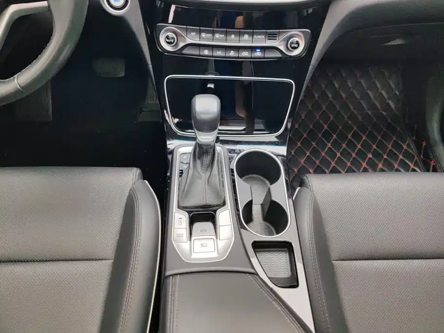 Hyundai Tucson — миниатюра 16
