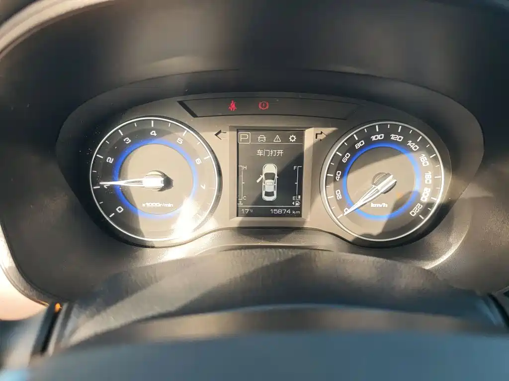Changan Eado DT — миниатюра 11