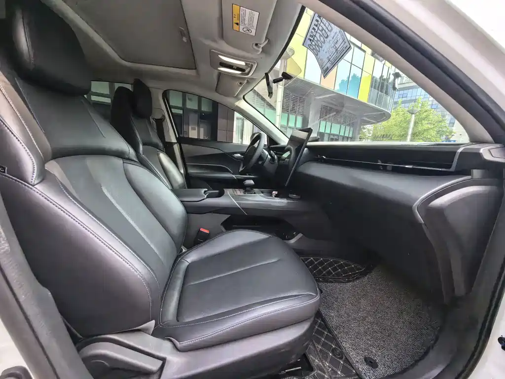 Changan Eado — миниатюра 4