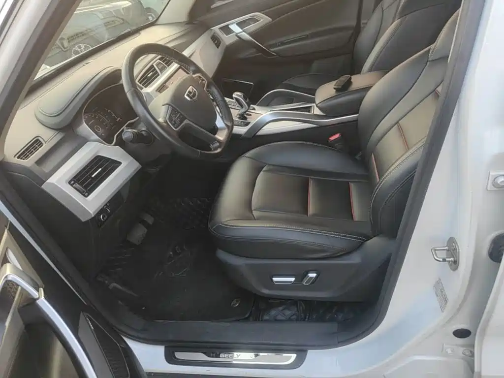 Geely Boyue — миниатюра 15