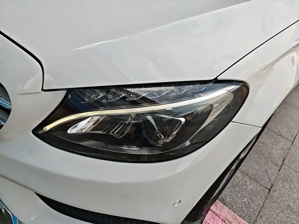Mercedes-Benz C-Class — миниатюра 24