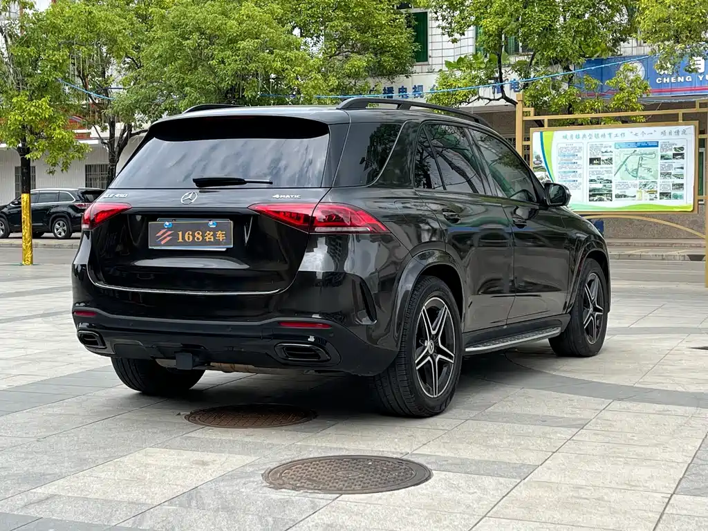 Mercedes-Benz GLE (Import) — миниатюра 4