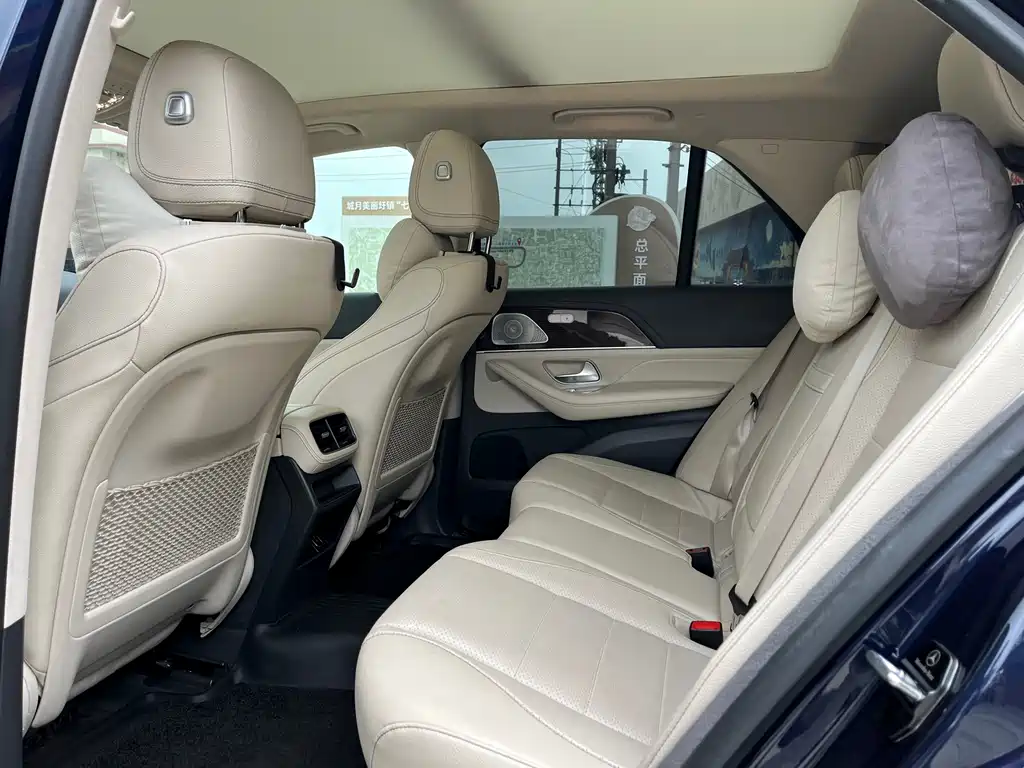 Mercedes-Benz GLE (Import) — миниатюра 9