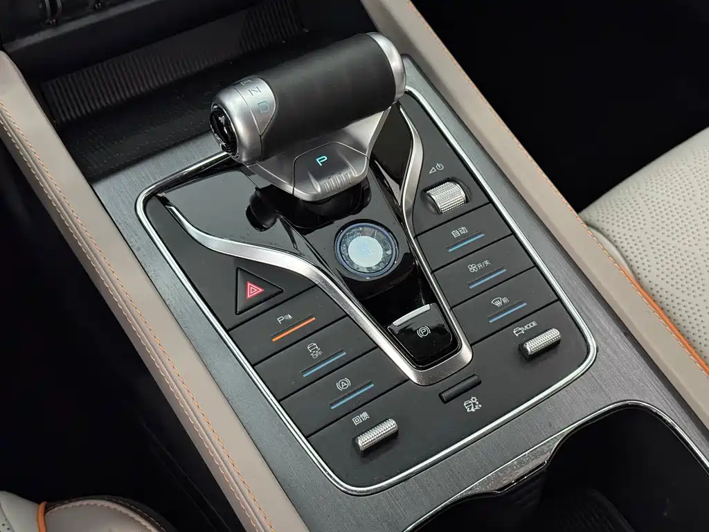 BYD Yuan Plus — миниатюра 19