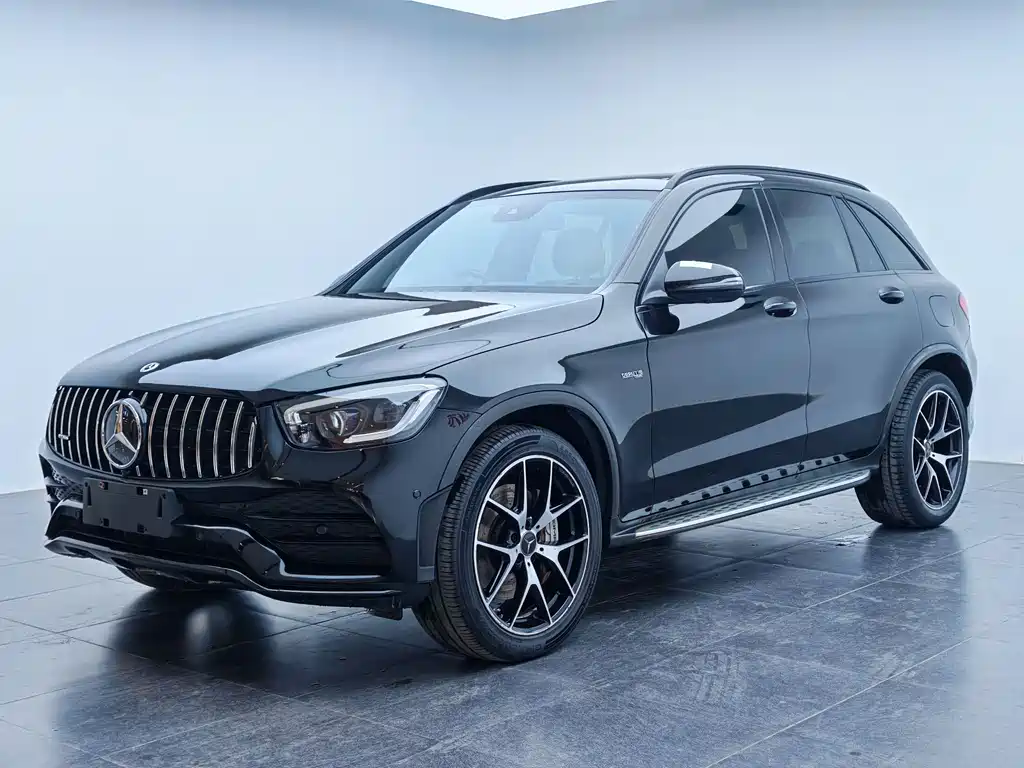MERCEDES-BENZ GLC AMG