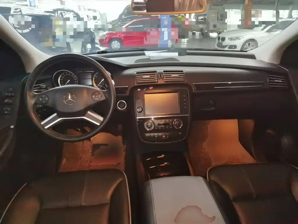 Mercedes-Benz R-Class — миниатюра 10