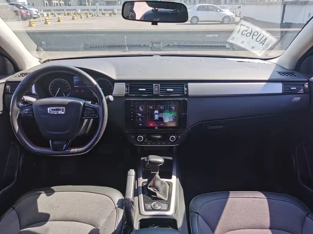Qoros Qoros 3 — миниатюра 10