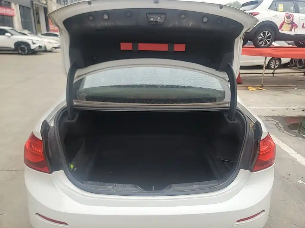 BMW 1 Series — миниатюра 19