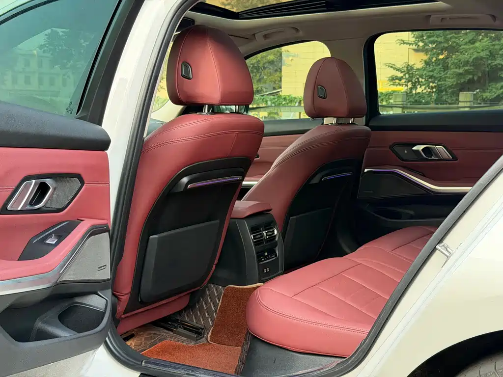 BMW 3 Series — миниатюра 12