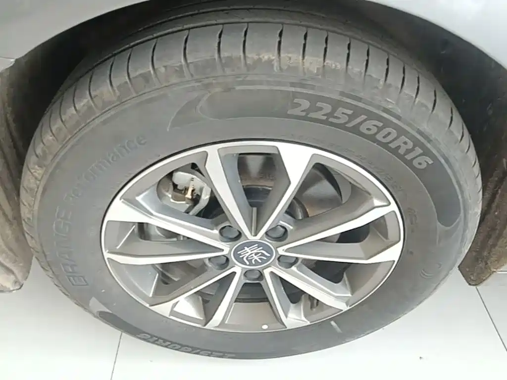 BYD Qin PLUS — миниатюра 23