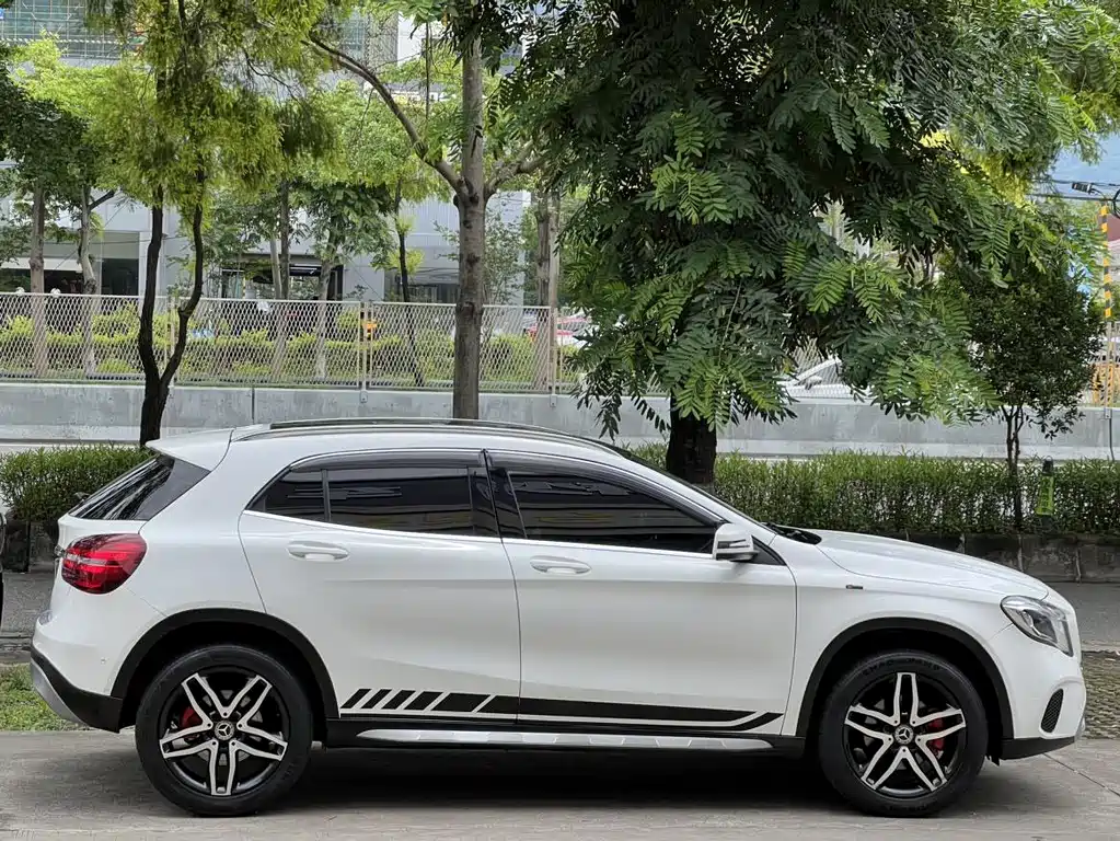 Mercedes-Benz GLA — миниатюра 7