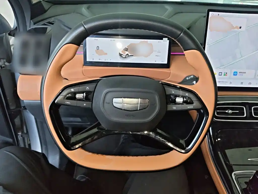 Geely Boyue L — миниатюра 11