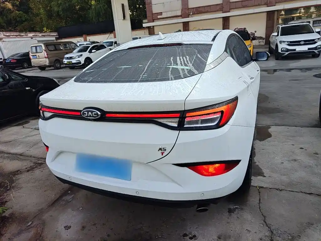JAC A5 — миниатюра 6