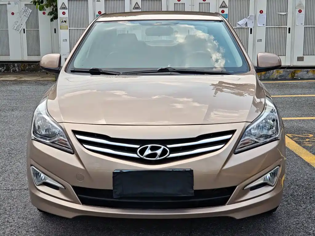Hyundai Verna — миниатюра 2