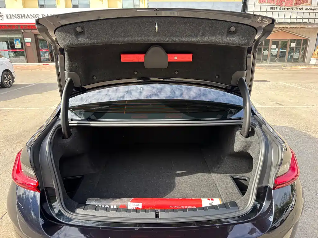 BMW i3 — миниатюра 14