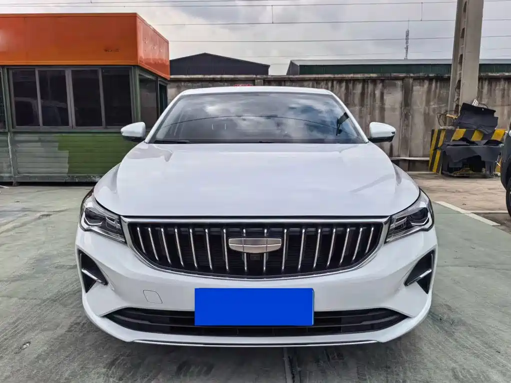 Geely Emgrand — миниатюра 2