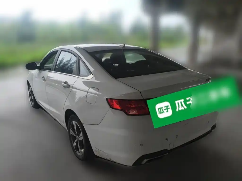 Geely Emgrand GL — миниатюра 4