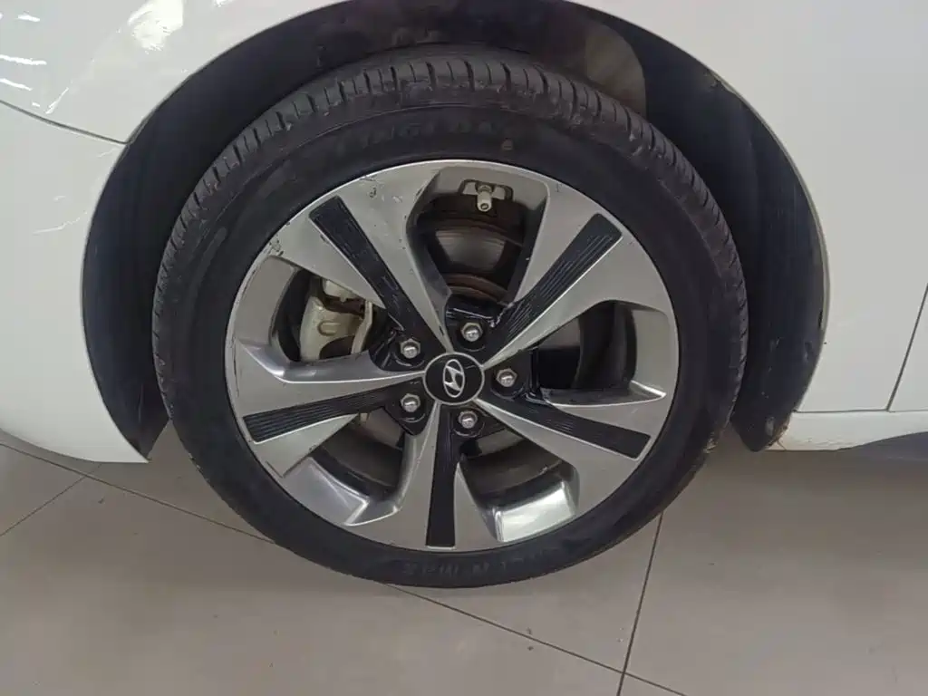 Hyundai Fista — миниатюра 23