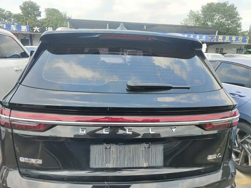 Geely Xingyue L — миниатюра 17