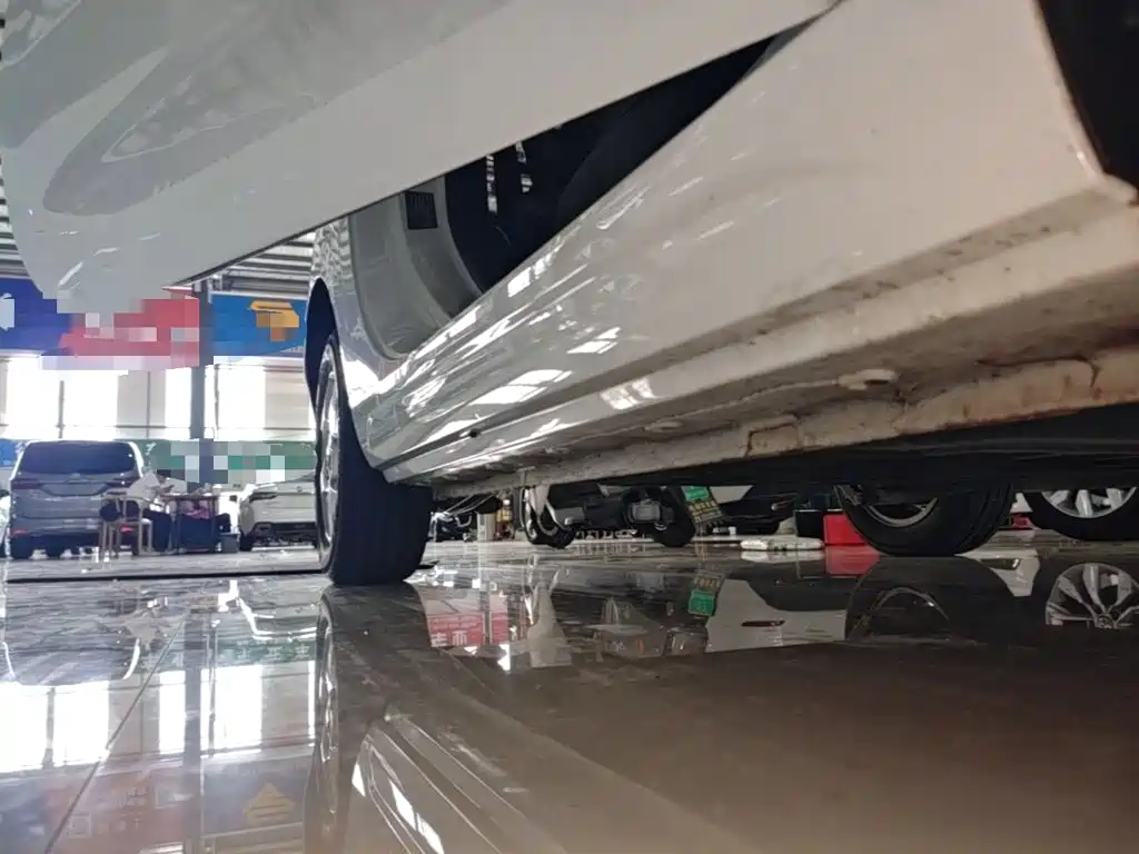 Roewe Clever — миниатюра 21