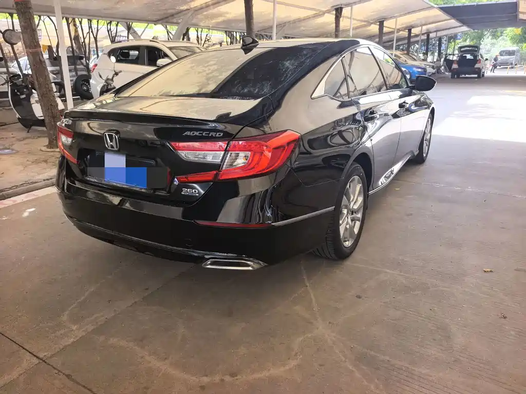 Honda Accord — миниатюра 15