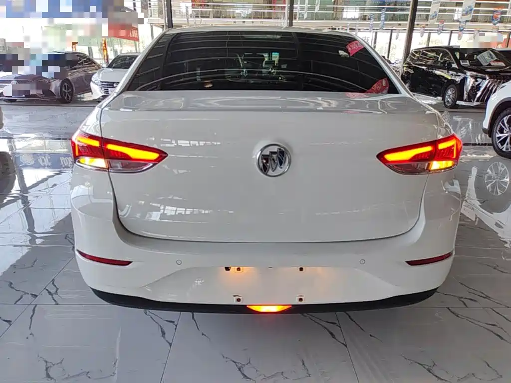 Buick Excelle — миниатюра 6