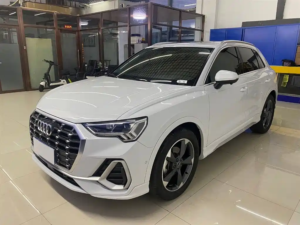 Audi Q3 2022