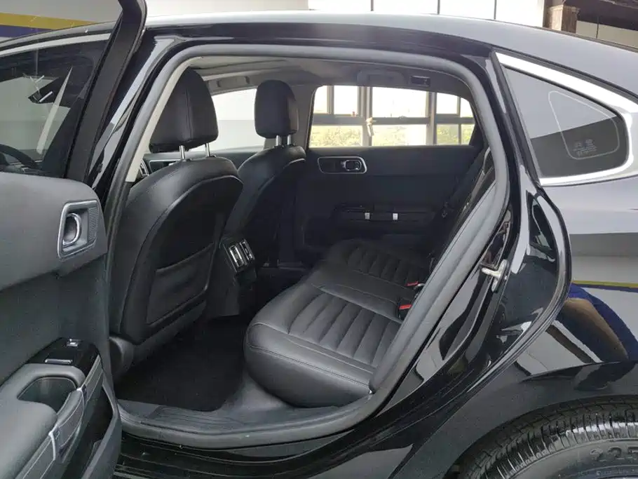 Citroen C6 — миниатюра 11