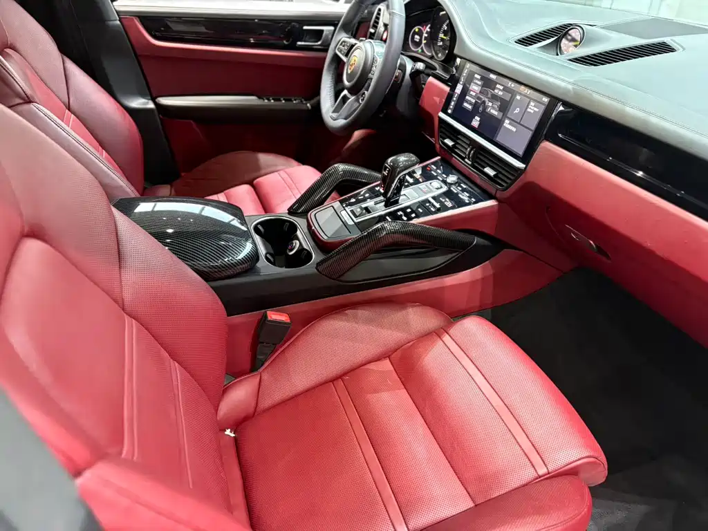 Porsche Cayenne Hybrid — миниатюра 13