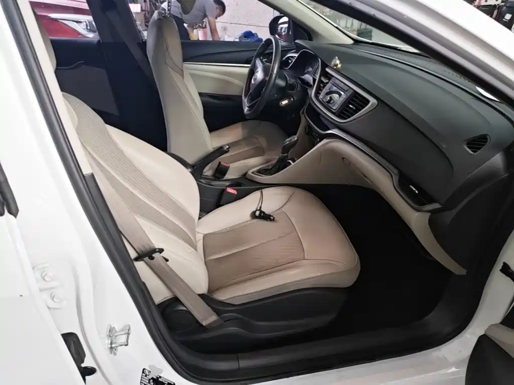 Buick Excelle — миниатюра 25