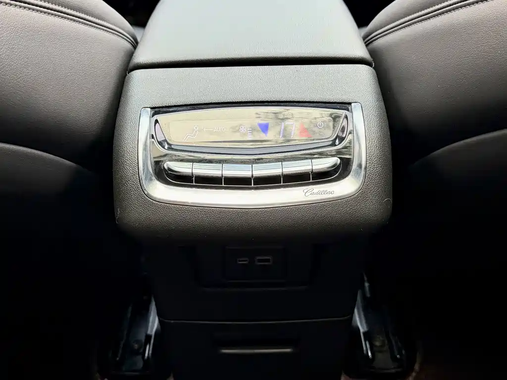 Cadillac XT6 — фотографии объявления, Фото 10