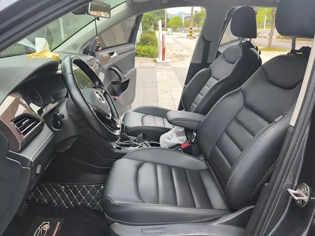 Volkswagen Tharu — миниатюра 8