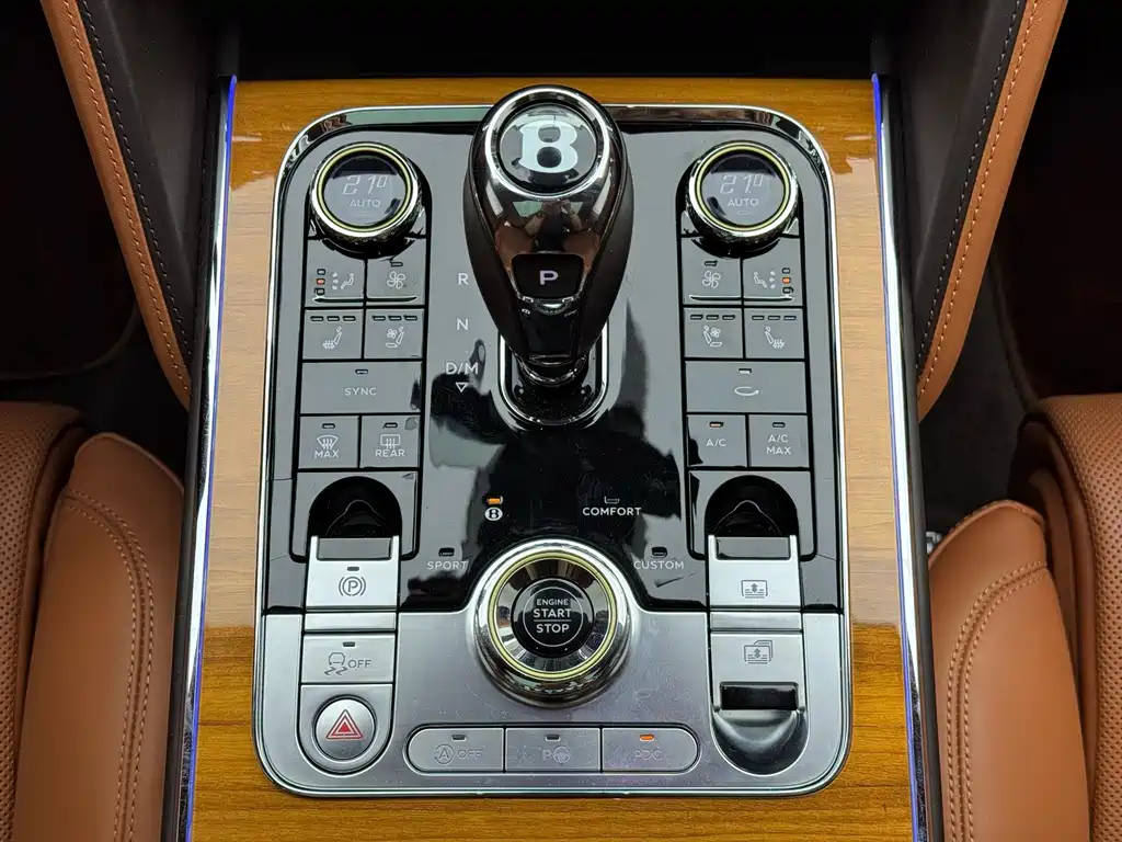 Bentley Flying Spur — миниатюра 24